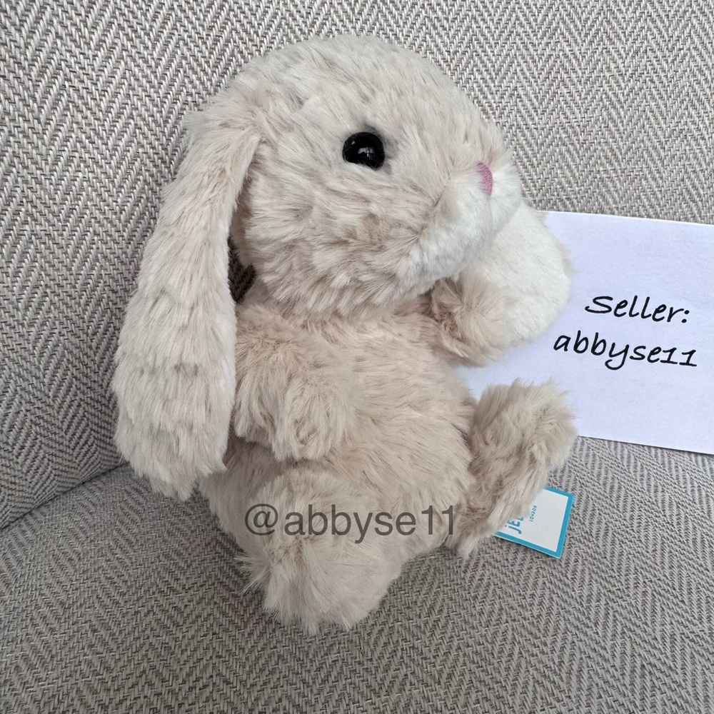 Jellycat Yummy Bunny - Beige - Authentic - BNWT - Fast Ship - Easter - Picture 3 of 5